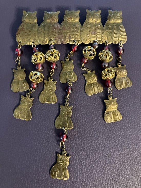 Jewelry - Attention Cat Fans-Gold-Tone Cat Dangle Brooch with Maroon Beads